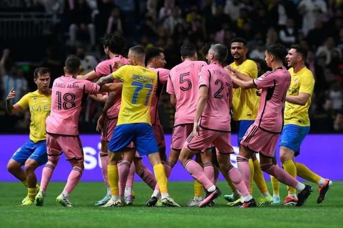 O Al-Nassr goleou com solidez ao Inter Miami. EFE