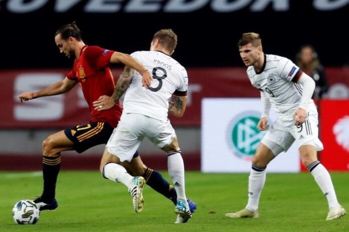 Kroos, com fome em seu último torneio como profissional. EFE/José Manuel Vidal