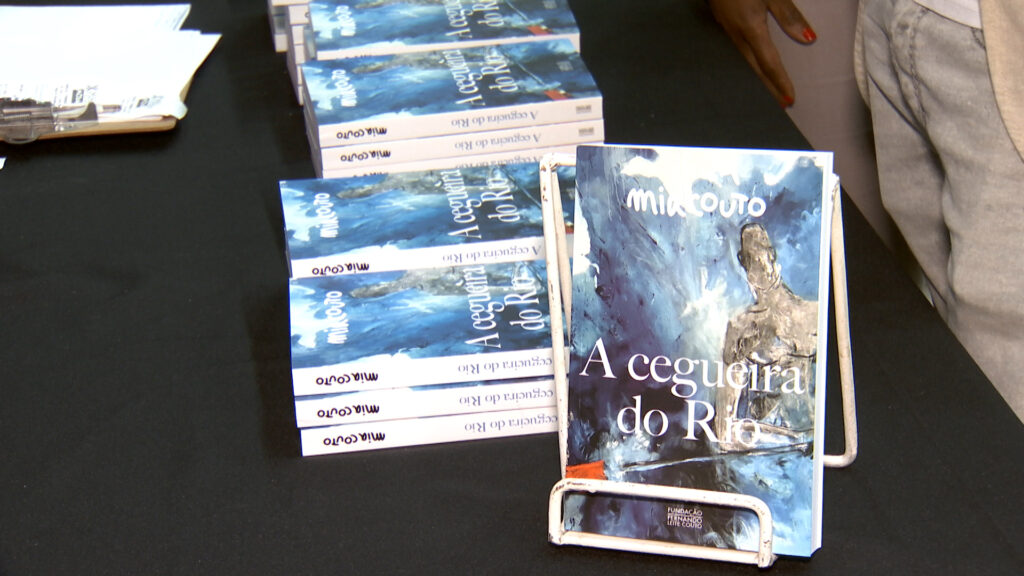 livro-mia-couto-1024x576-1