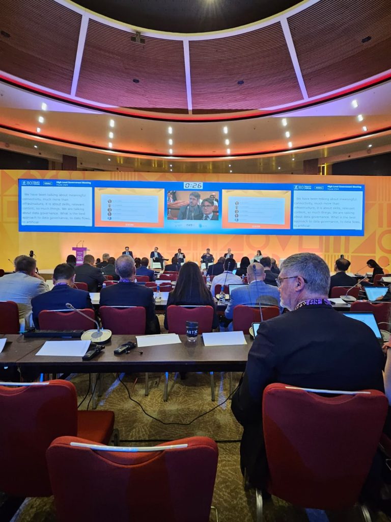 whatsapp-image-2024-06-13-at-13-05-43-768x1024-1