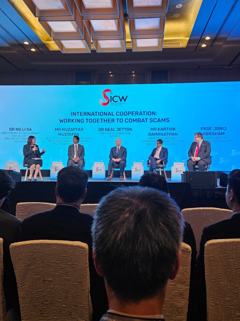 whatsapp-image-2024-10-17-at-09-59-07-768x1024-1